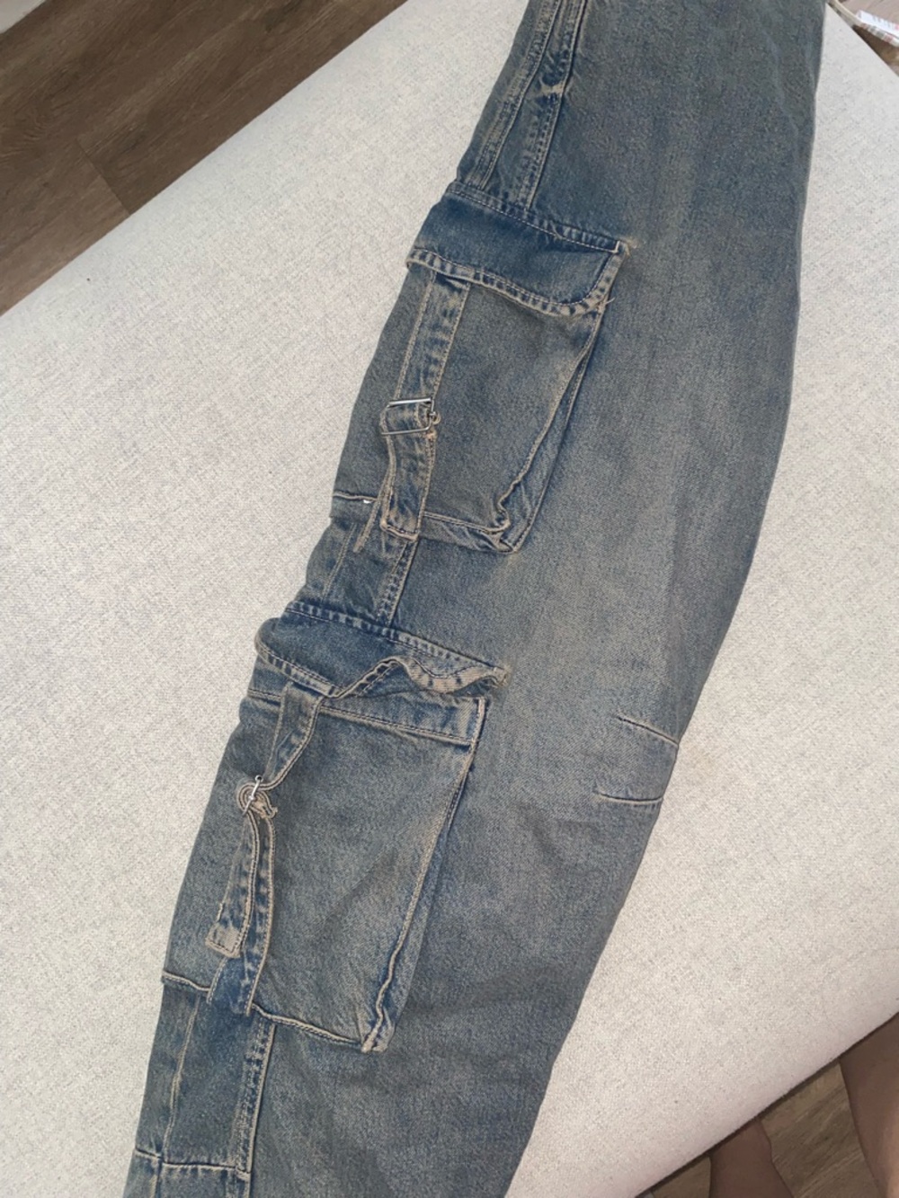 Zara Cargo Jeans - Rugged Utility Style - Picture 4 of 5